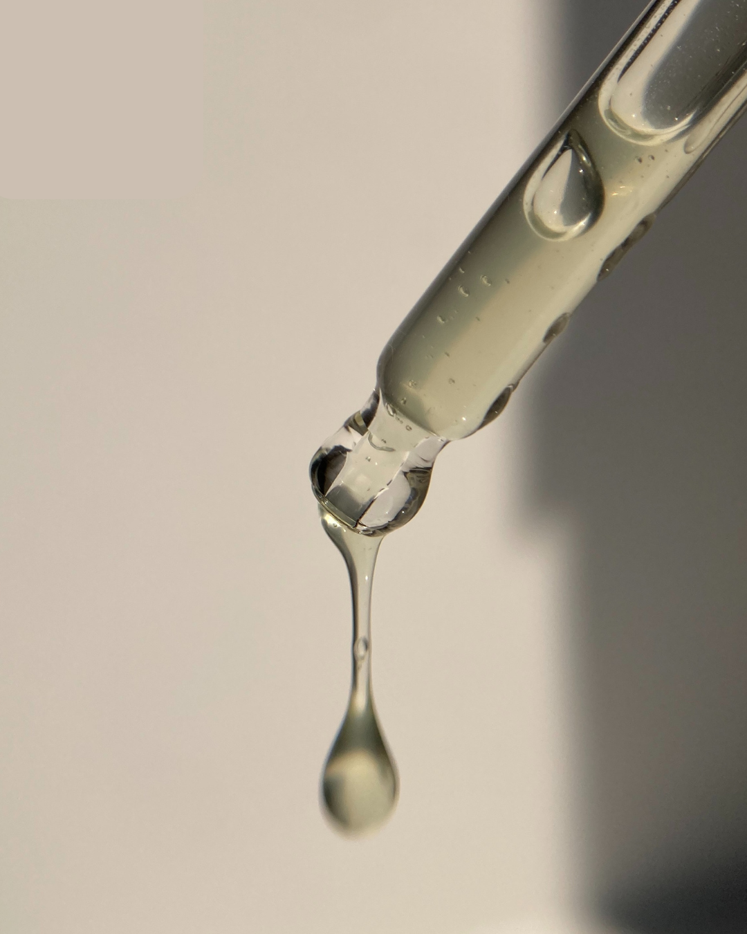 Global Oil Sérum – CELL EXPERT – Nourrit & Régénère